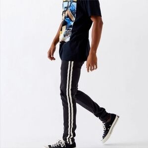 PacSun Ripped Knees Stacked Skinny Jeans Black Denim Men's 31x30 Varsity Stripes